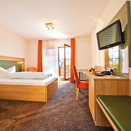 Danner'S Hotel Loewen Marschalkenzimmern エクステリア 写真